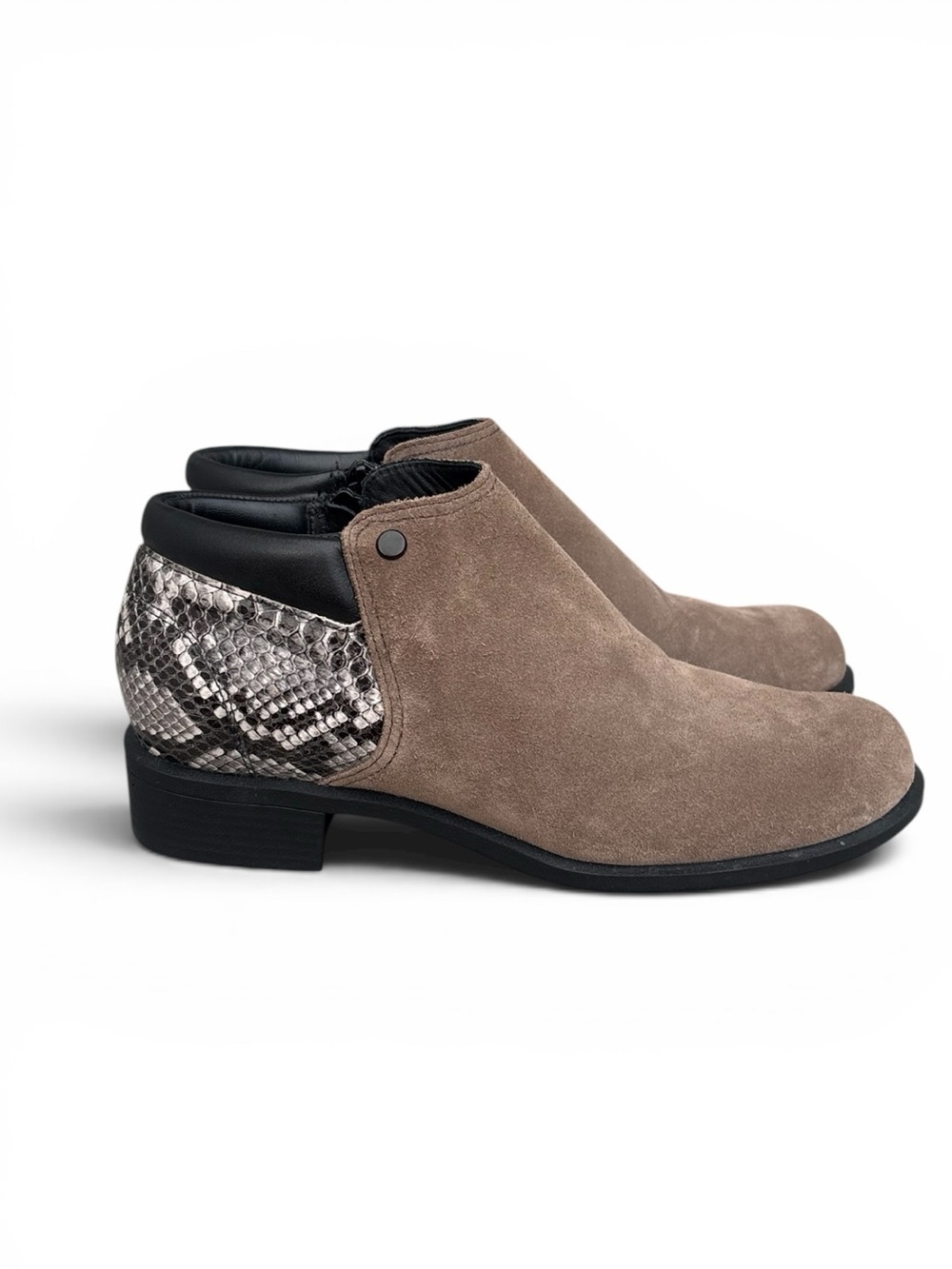 SAS Bethany Ankle Boots Booties  Suede Snakeskin Print 8.5W